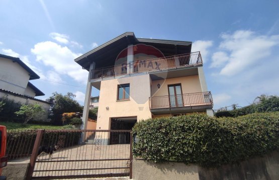 For sale Villa Quiet zone San Fermo della Battaglia Lombardia