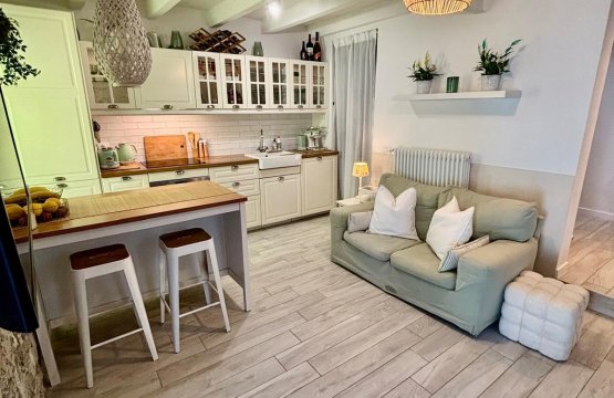For sale Villa Lake Argegno Lombardia